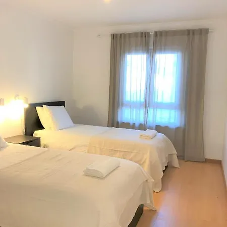 Sea Avenue House - Center Baleal