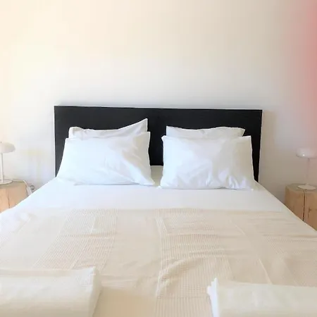 Sea Avenue House - Center Baleal - Surfboard Included Apartment