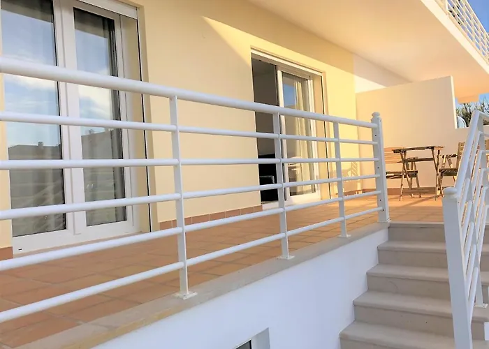 Sea Avenue House - Center Baleal - Surfboard Included 公寓