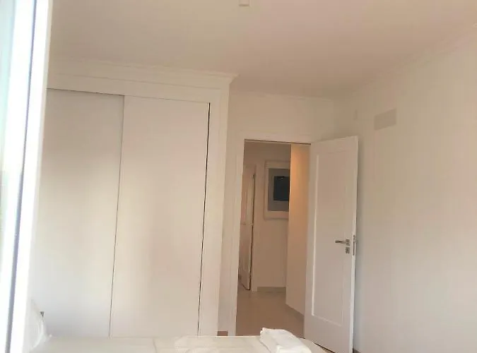 Sea Avenue House - Center Baleal - Surfboard Included * 费雷尔