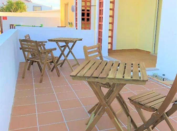 Sea Avenue House - Center Baleal - Surfboard Included * 费雷尔