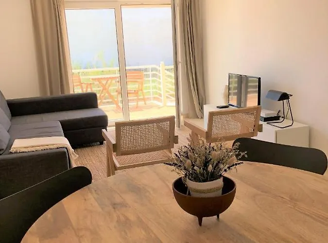 Sea Avenue House - Center Baleal - Surfboard Included 公寓 *